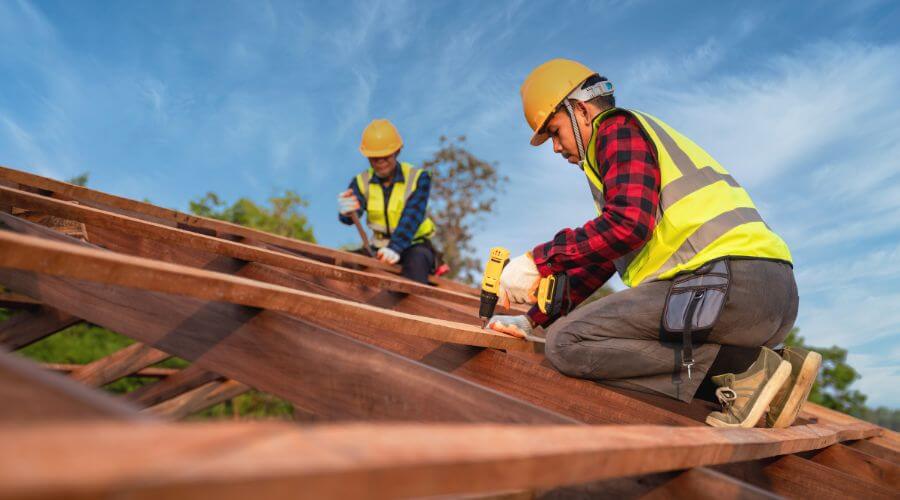 Professional Flat Roofing Installation services in Fort Thompson, SD